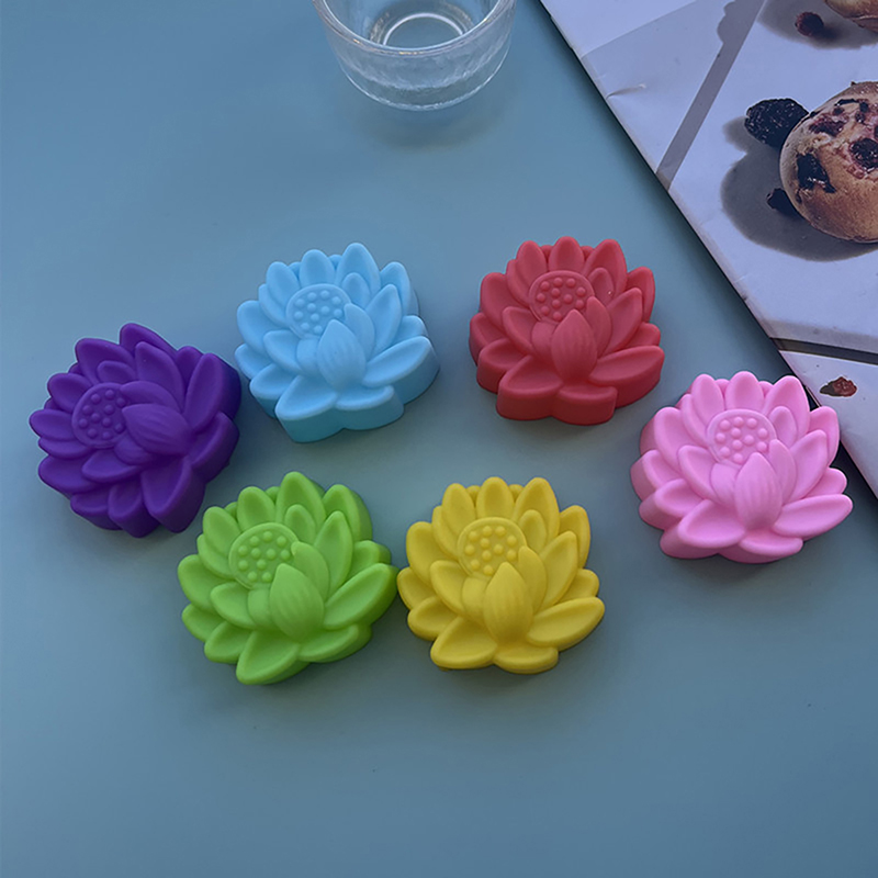 花の形をしたシリコンキャンドルモールド,日曜大工の3Dローズ - Resin Art Kitchen のレビューと価格