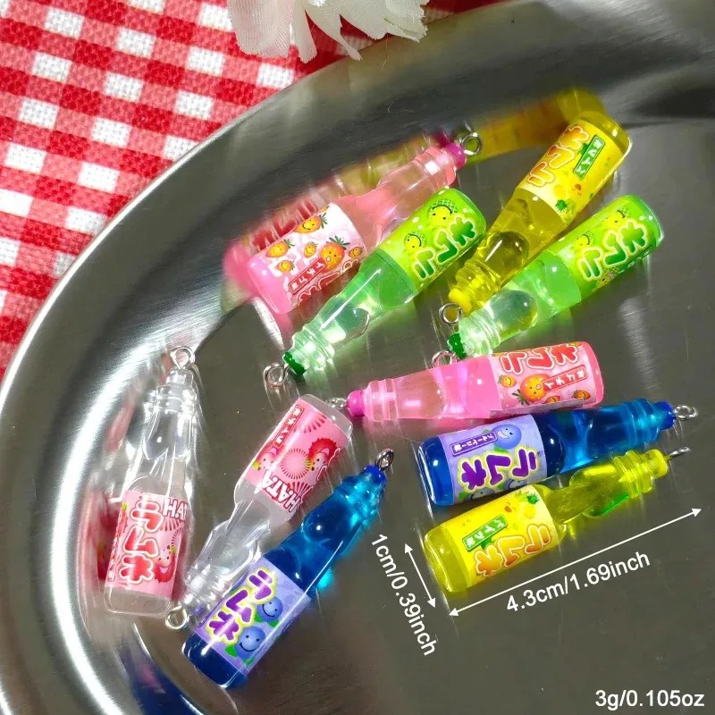 10個入り 小さなソーダボトル レジンチャーム 可愛い飲料ボ - Resin Art Essentials のレビューと価格
