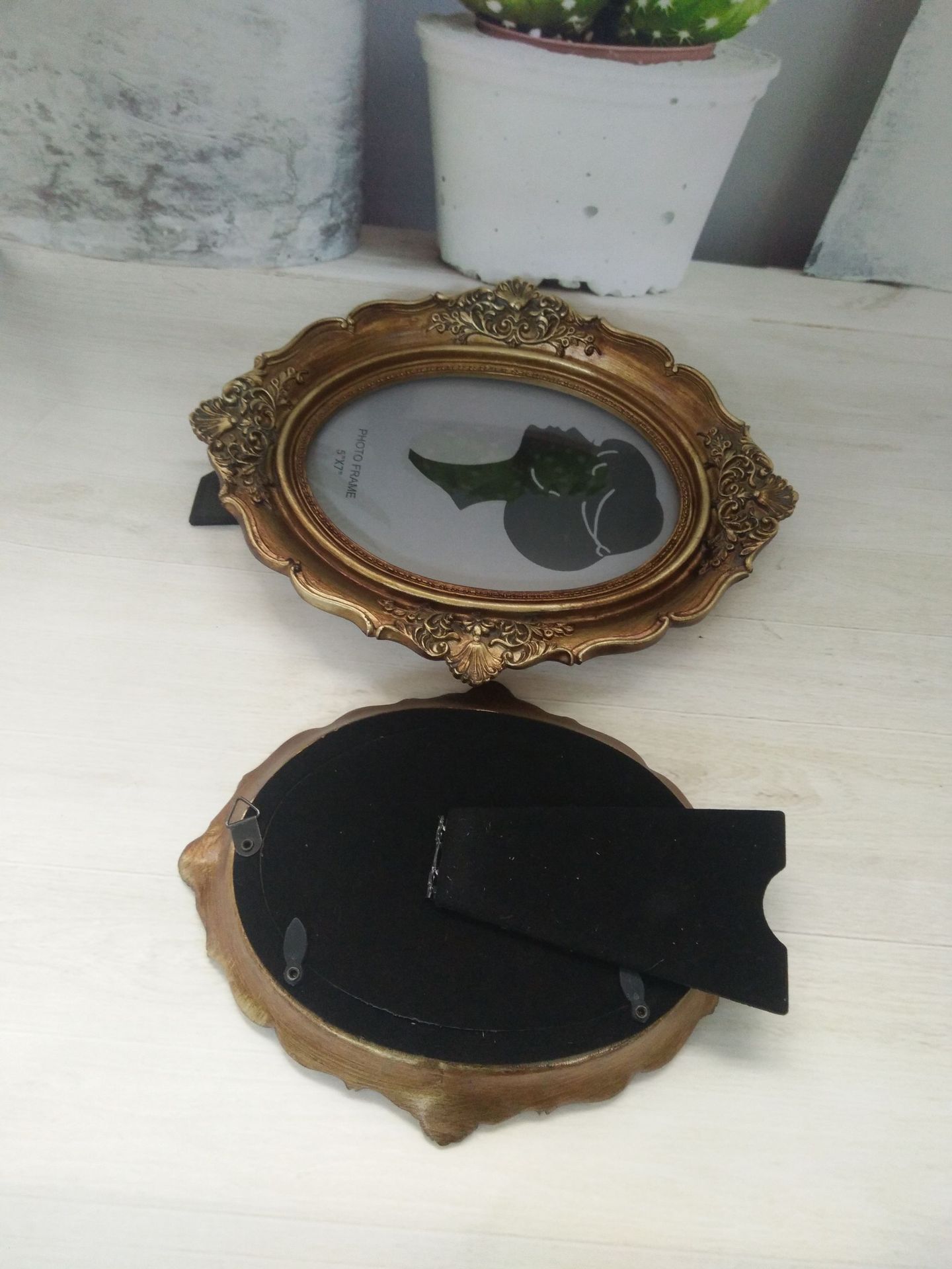 楕円形の装飾フォトフレームリビングルームレトロスタイルアート - Resin Art Photo Frame のレビューと価格